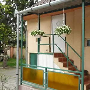 Jáde Panzió 3* Budapest